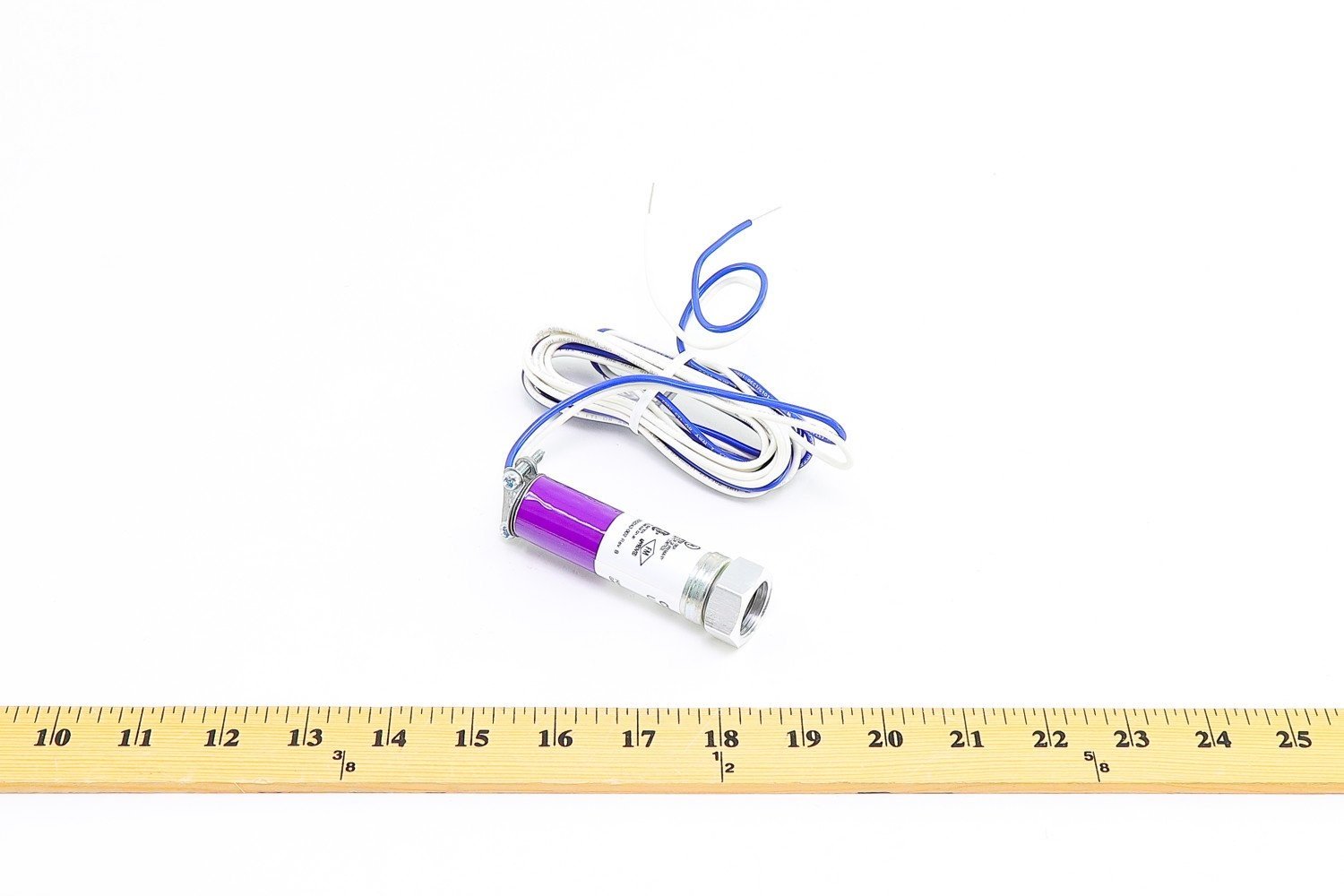 Honeywell C7027A1023 Minipeeper sensor with ruler for scale