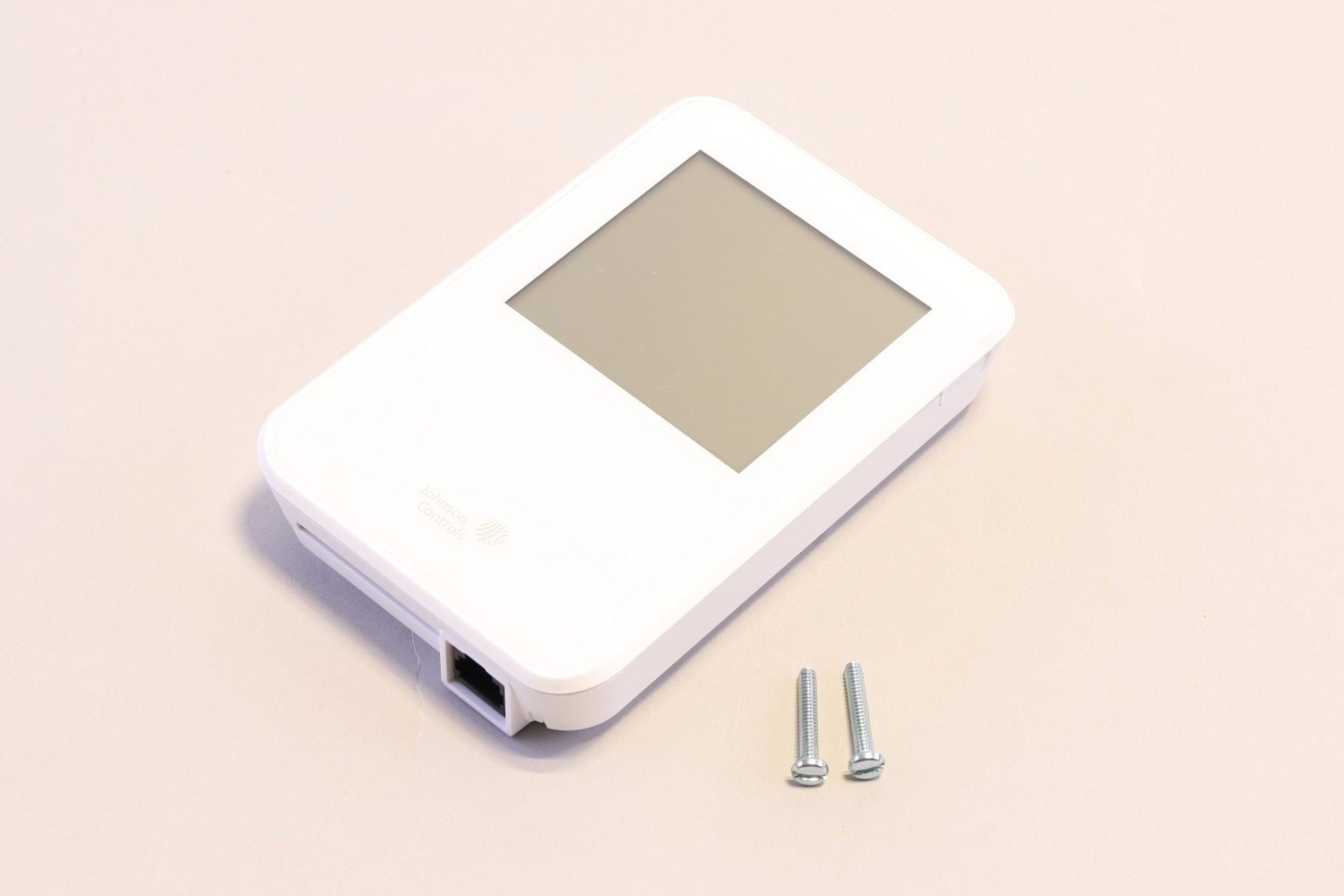 Johnson Controls NSB8BTN240-0 network sensor angled view